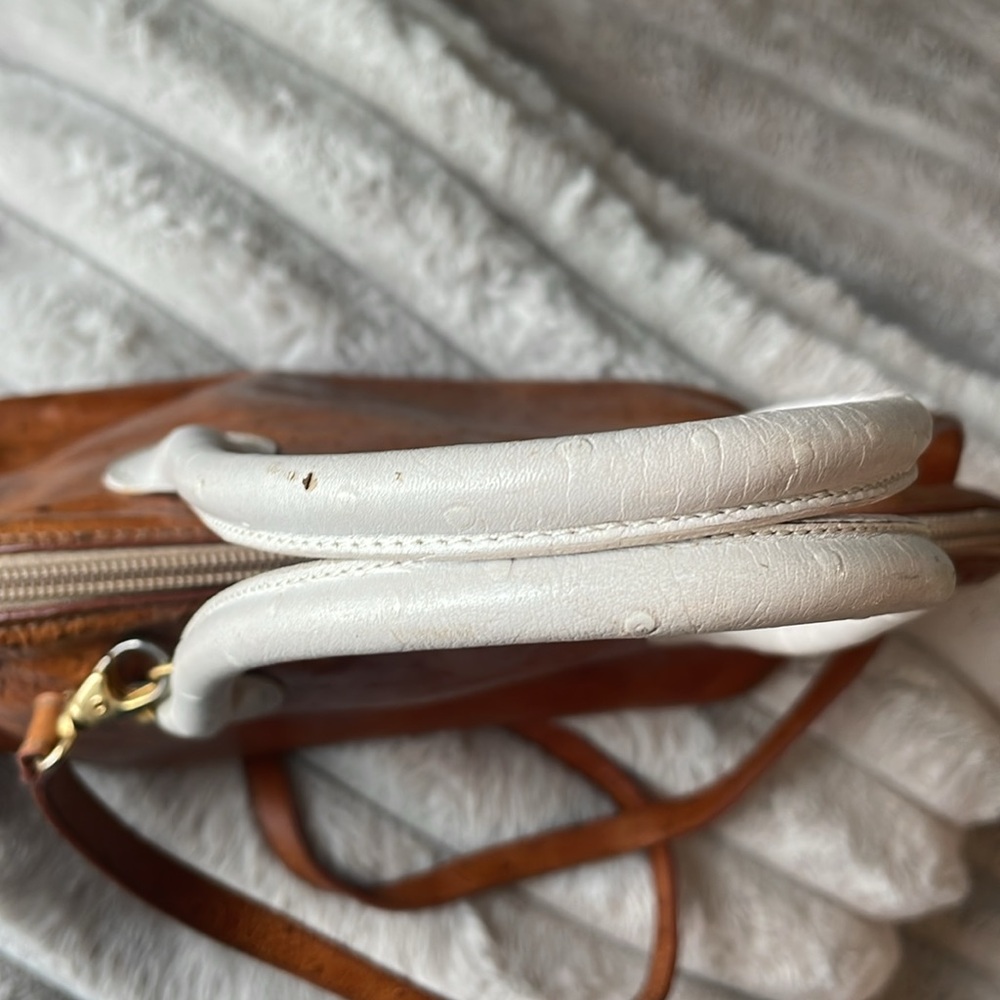GORGEOUS VINTAGE SAKS FITH AVENUE - Picture 6 of 16